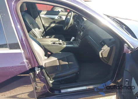 2009 Mercedes-Benz C 300 Sport from USA, damaged, VIN WDDGF54X99F235594